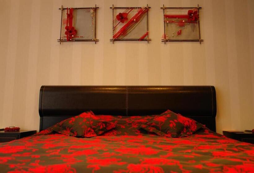 בית מלון כפרי Complex Zelenyi Gai