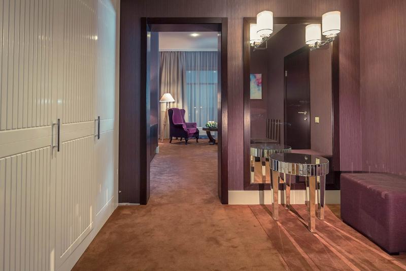 Отель Country Club Yudino Park