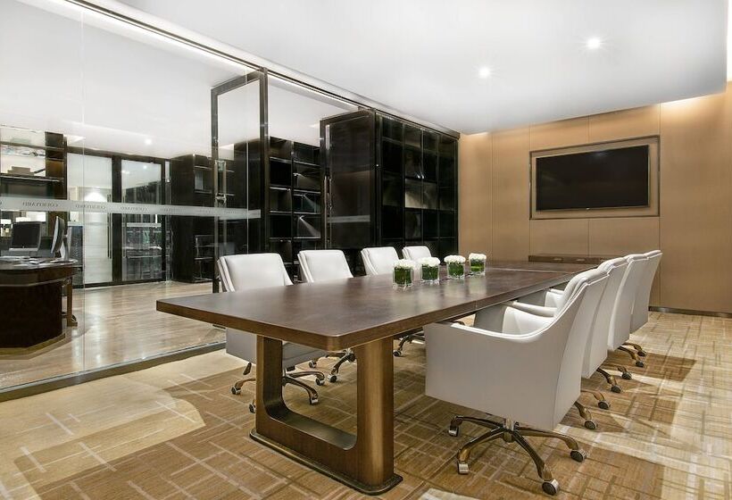 בית מלון כפרי Courtyard By Marriott Zhengzhou Airport