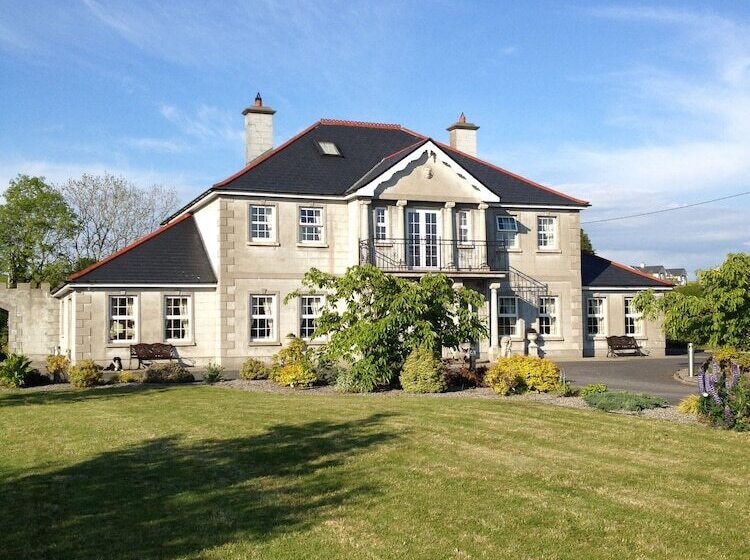 فندق Deerpark Manor Bed & Breakfast