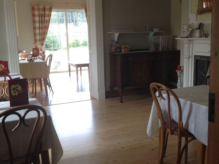 فندق Deerpark Manor Bed & Breakfast