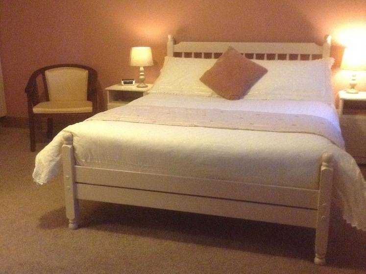 בית מלון כפרי Deerpark Manor Bed & Breakfast