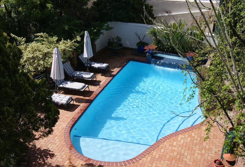 فندق Edenwood House