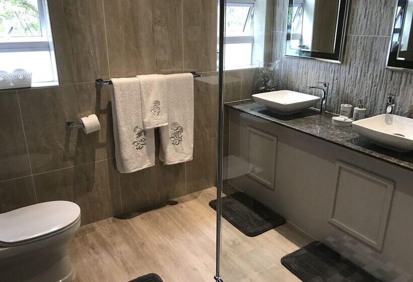 ホテル Edenwood House