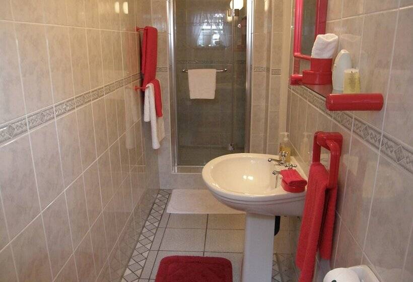 فندق Edenwood House