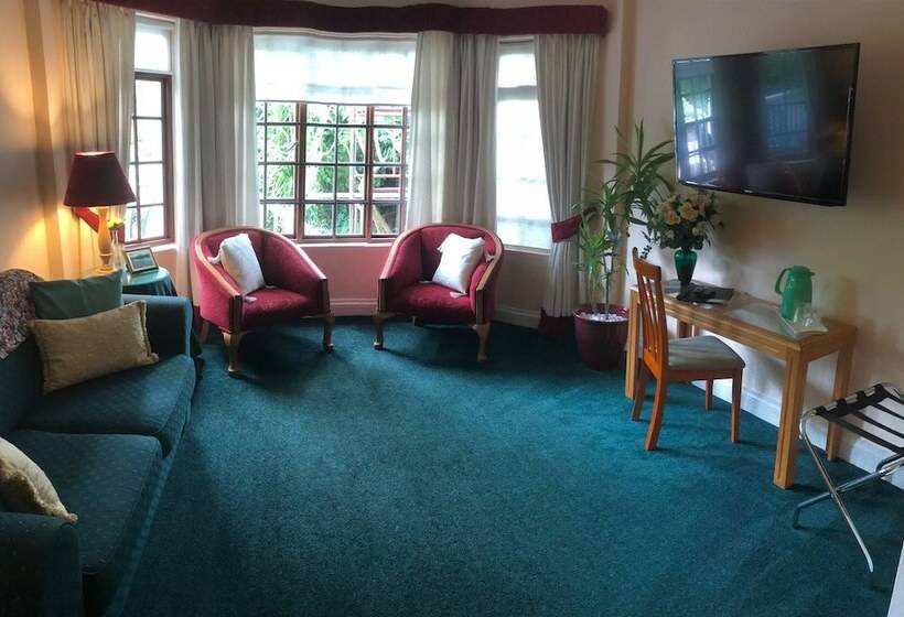 ホテル Edenwood House