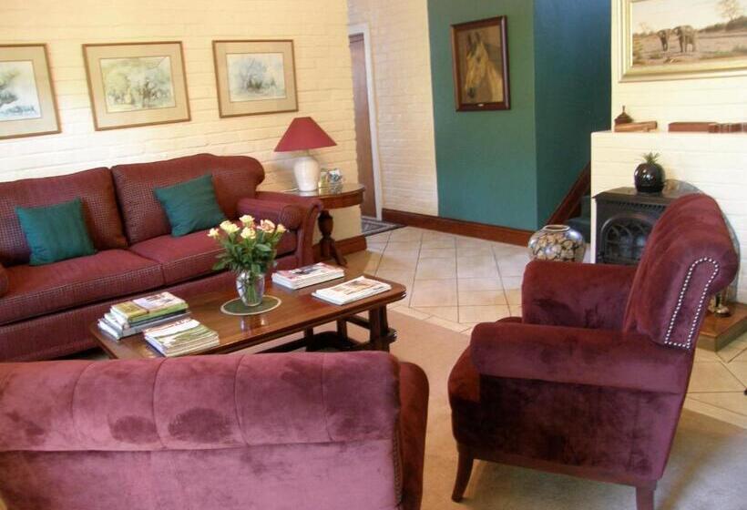 فندق Edenwood House