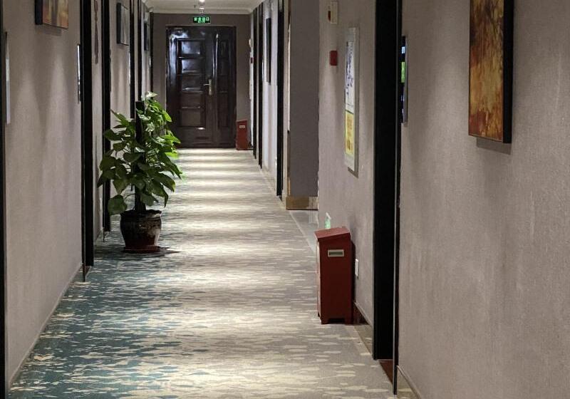 Отель Greentree Inn Jiangsu Taizhou Taixin Wenchang Road Business