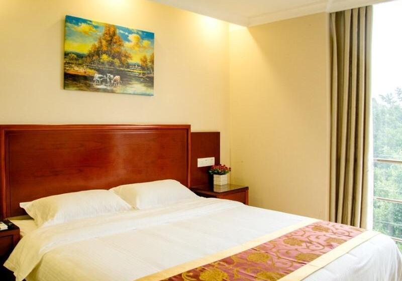 Отель Greentree Inn Shenzhen Huanggang Port South Futian Road Express