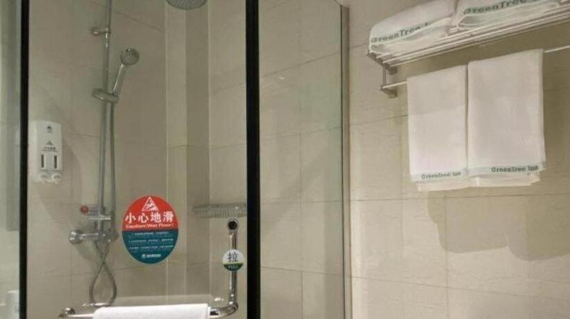 Отель Greentree Inn Jiangsu Taizhou Taixin Wenchang Road Business