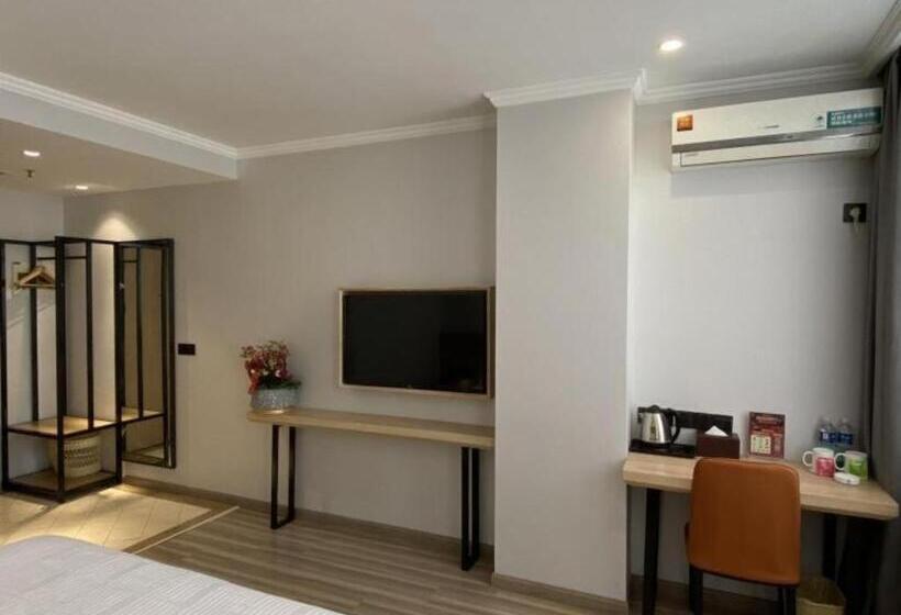 Отель Greentree Inn Jiangsu Taizhou Taixin Wenchang Road Business