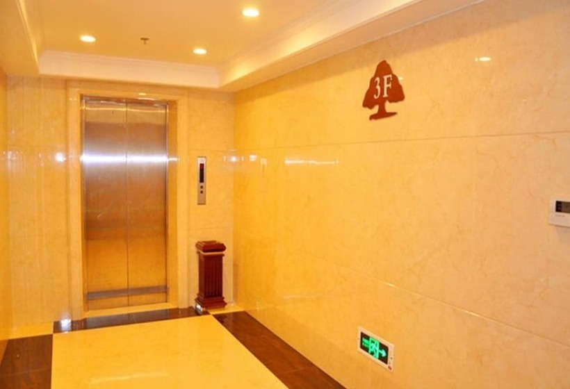 Отель Greentree Inn Taizhou Taixing East Guoqing Road Rt Mart Business