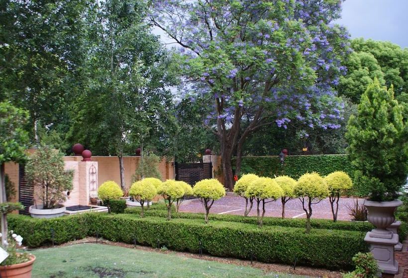 בית מלון כפרי Hampton House Guest House