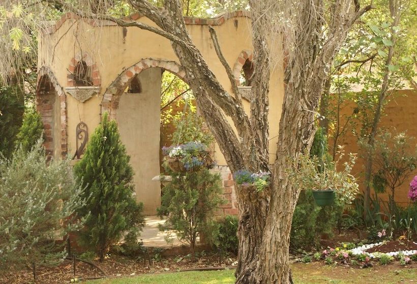 בית מלון כפרי Hampton House Guest House