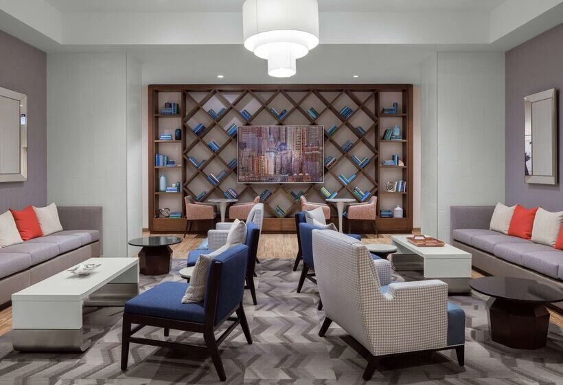 Отель Hampton Inn Chicago Mccormick Place