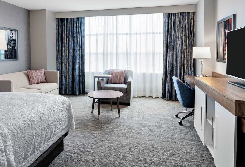 Отель Hampton Inn Chicago Mccormick Place