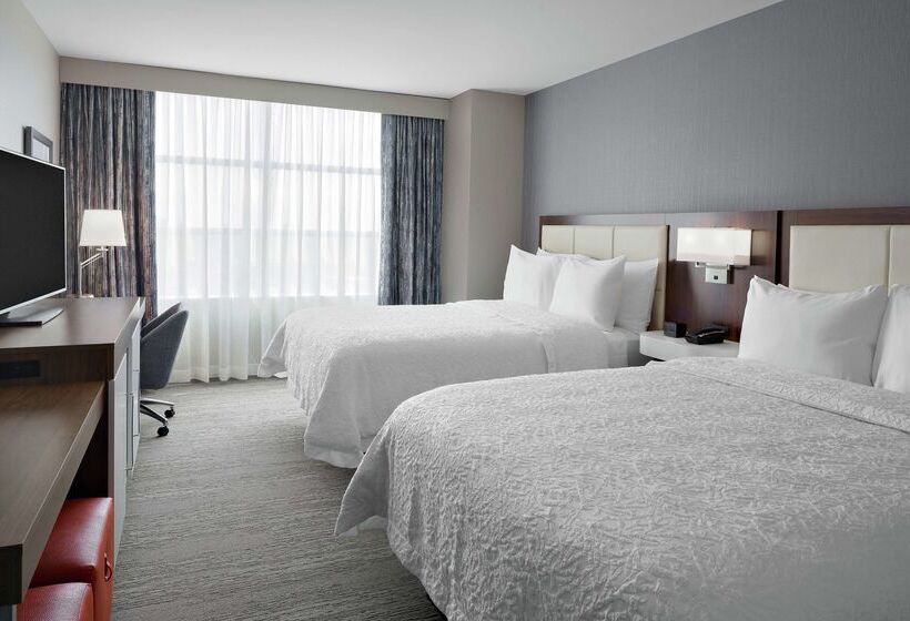 Отель Hampton Inn Chicago Mccormick Place