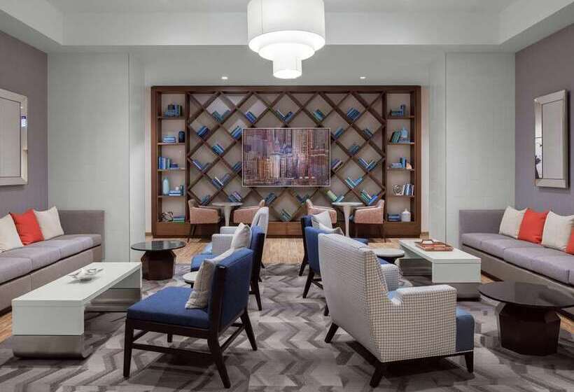 Отель Hampton Inn Chicago Mccormick Place