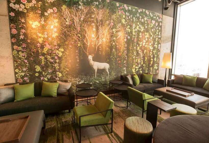 Отель Hampton Inn Chicago Mccormick Place