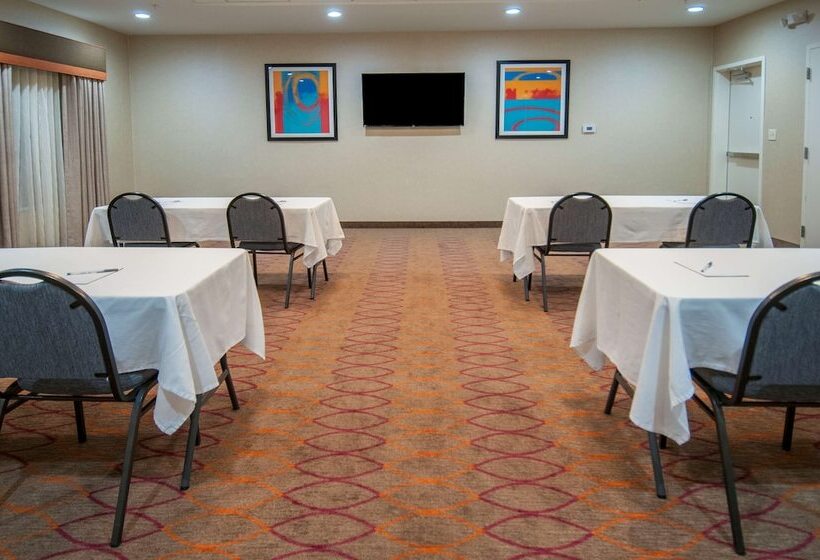 فندق Hampton Inn Opelousas