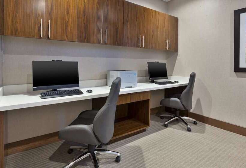 בית מלון כפרי Hampton Inn & Suites Wells