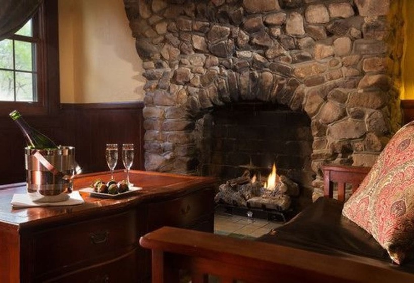 فندق Hilltop Manor B&b