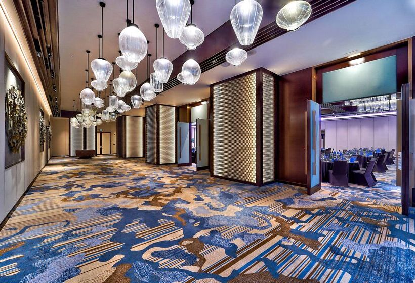 هتل Hilton Da Nang