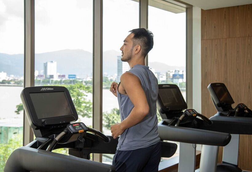 هتل Hilton Da Nang