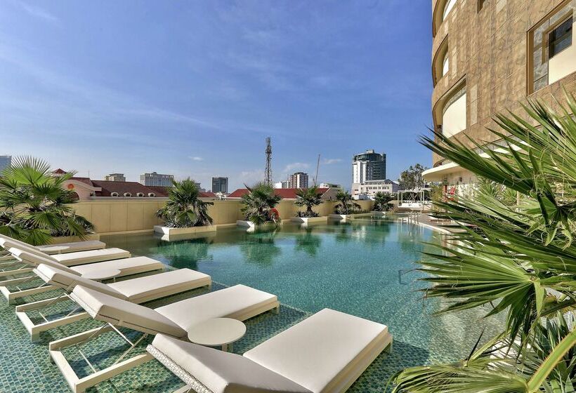 هتل Hilton Da Nang