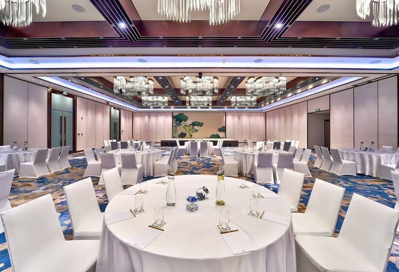 هتل Hilton Da Nang