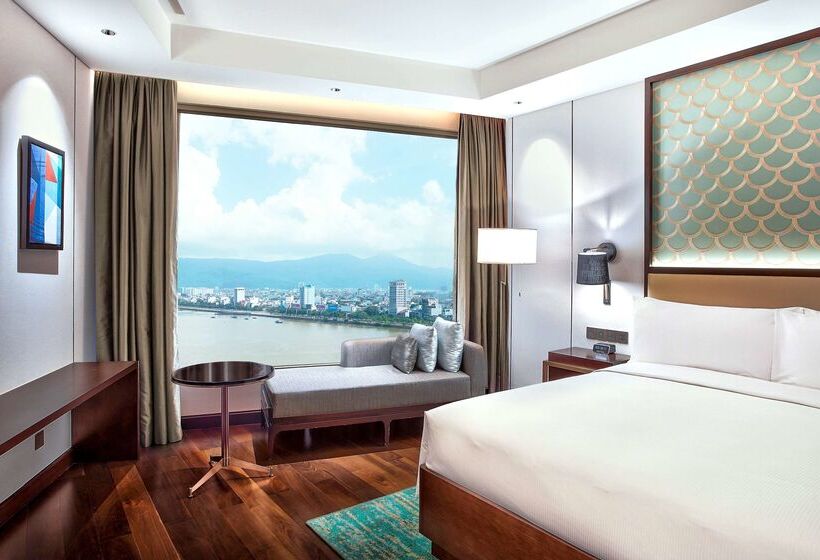 هتل Hilton Da Nang
