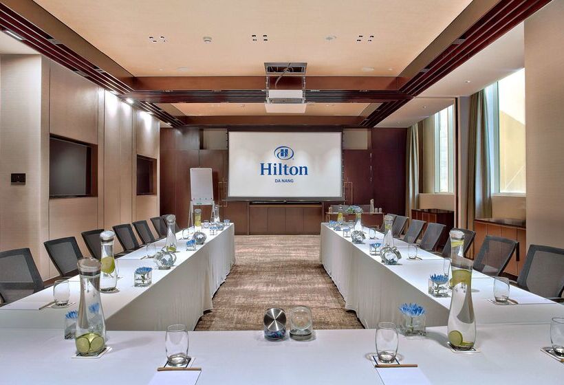 هتل Hilton Da Nang