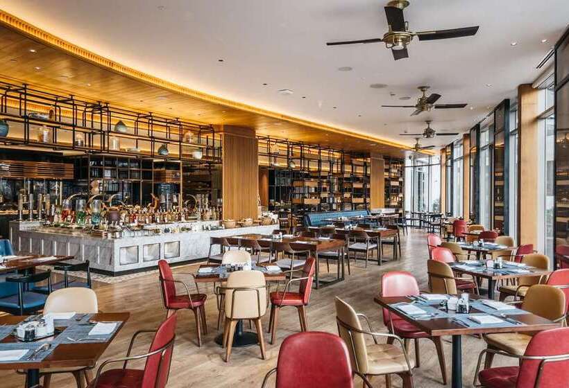 هتل Hilton Da Nang