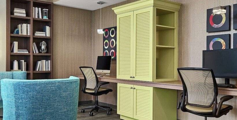 هتل Home2 Suites By Hilton Chicago Mccormick Place