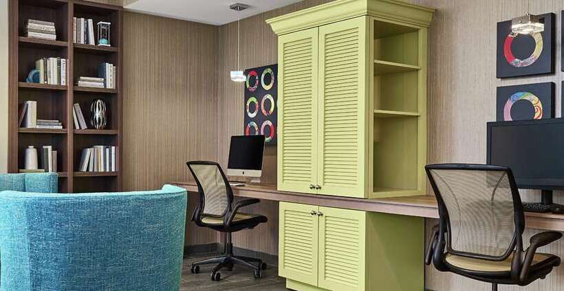 هتل Home2 Suites By Hilton Chicago Mccormick Place