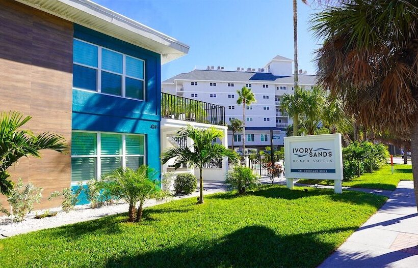 فندق Ivory Sands Beach Suites