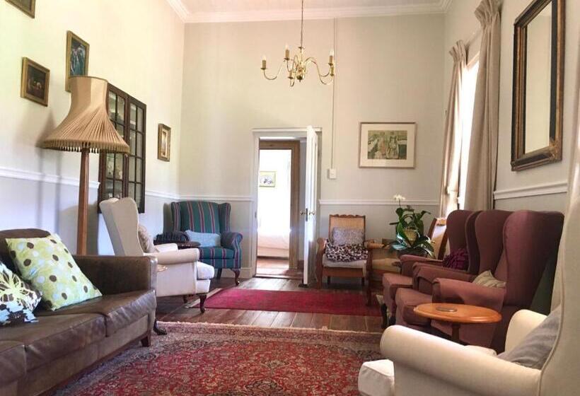 فندق John Montagu Accommodation