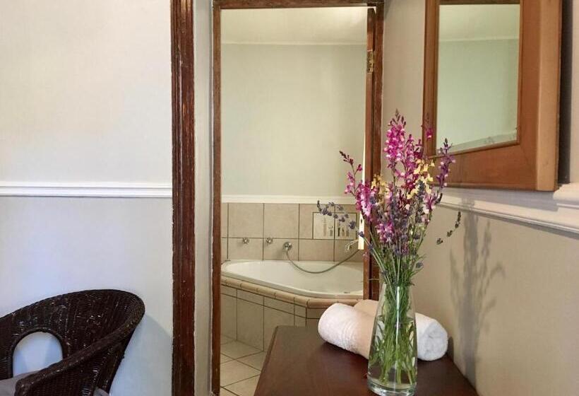 فندق John Montagu Accommodation