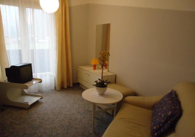 בית מלון כפרי Königshof