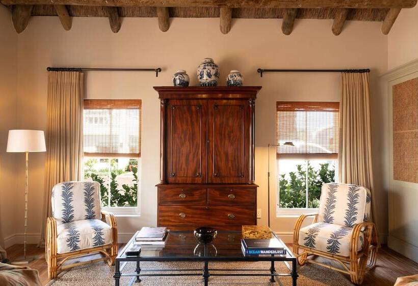 Отель La Fontaine Guest House Hermanus