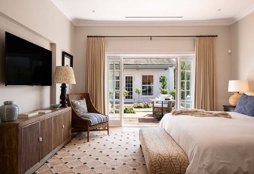 Отель La Fontaine Guest House Hermanus