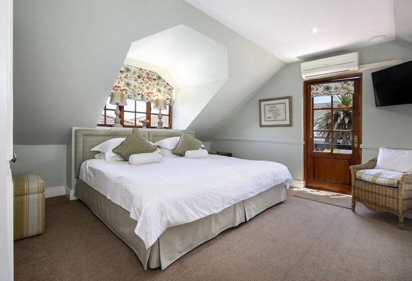 Отель La Fontaine Guest House Hermanus