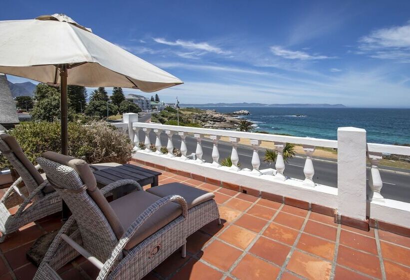 Отель La Fontaine Guest House Hermanus