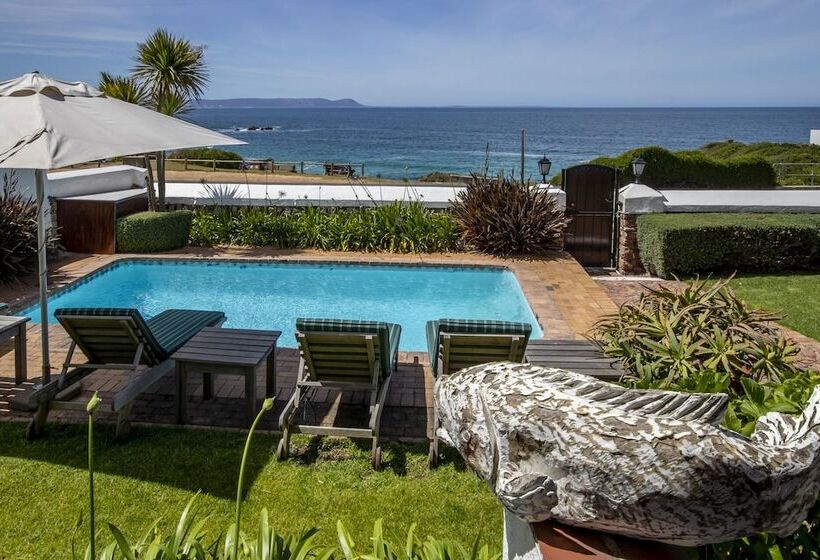 Отель La Fontaine Guest House Hermanus