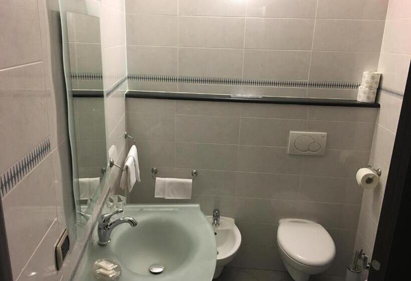 ホテル Le Divine Reception Via Xxv Aprile 5