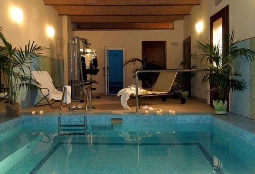 هتل Le Vecchie Cantine