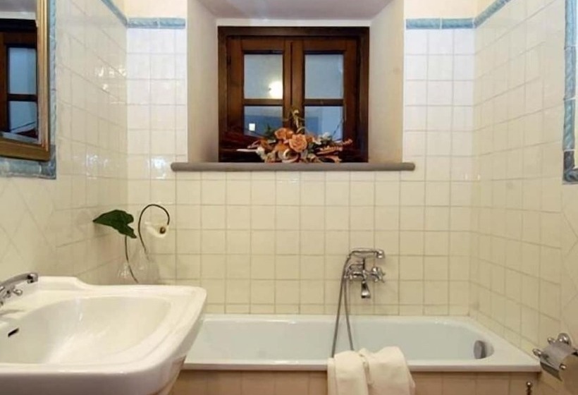 هتل Le Vecchie Cantine