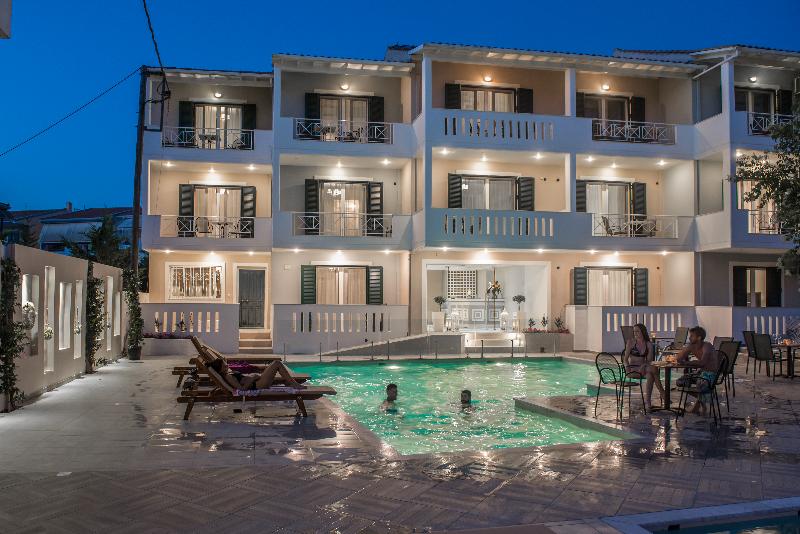 Отель Lefkadio Suites