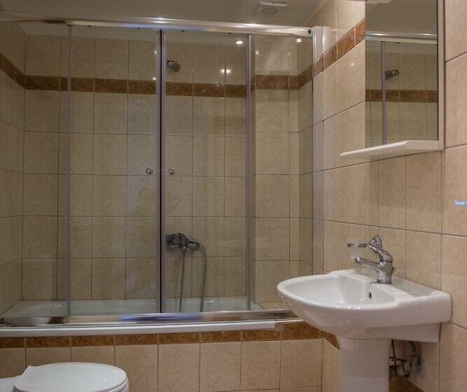 Отель Lefkadio Suites