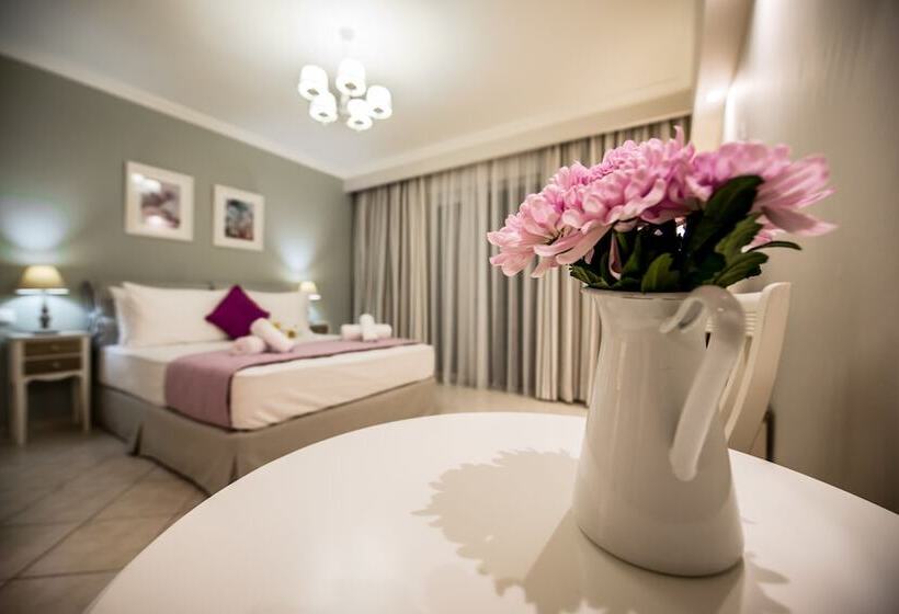 Отель Lefkadio Suites